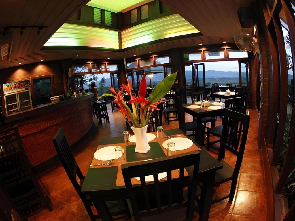 Thaton Hill Resort Mae Ai Exterior photo