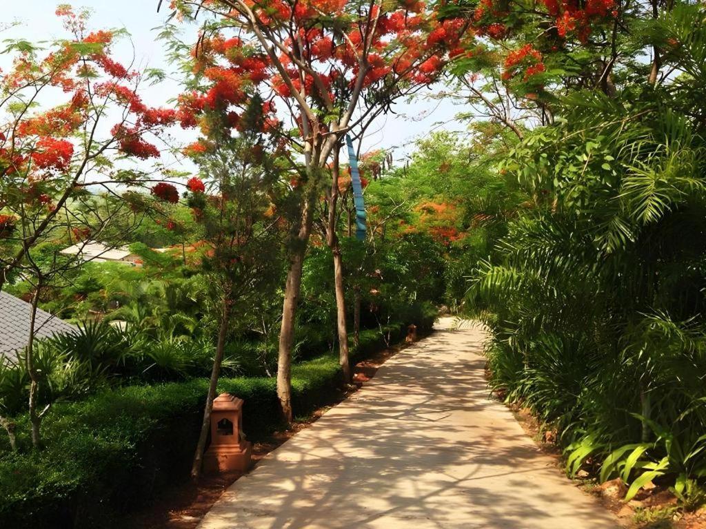 Thaton Hill Resort Mae Ai Exterior photo