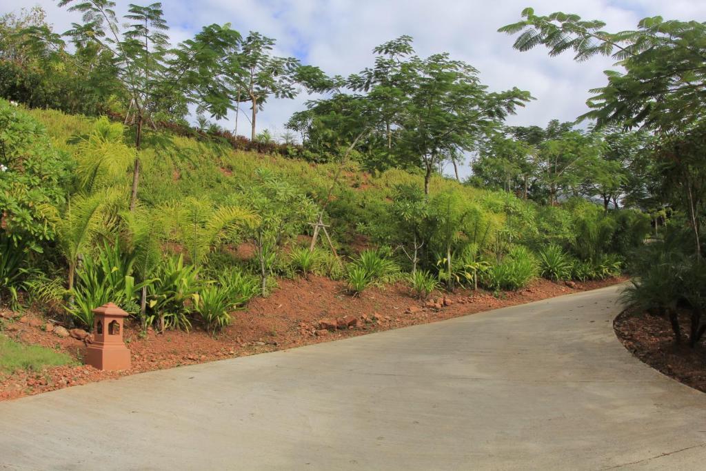 Thaton Hill Resort Mae Ai Exterior photo